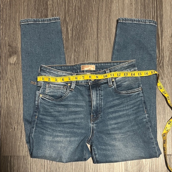 Kut from the Kloth Medium Blue Cropped Jeans - Picture 8 of 10